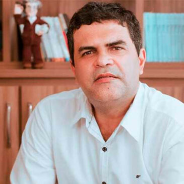 Dr. Alexandre Alberto Mendes Tostes