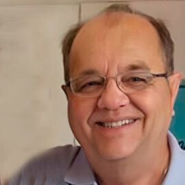 Dr. Carlos Fernando Costa