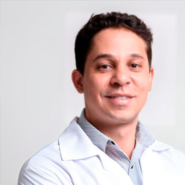 Dr. Brunno Pinto Neves