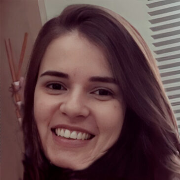 Dra. Erika Ciribelli Dias Azevedo