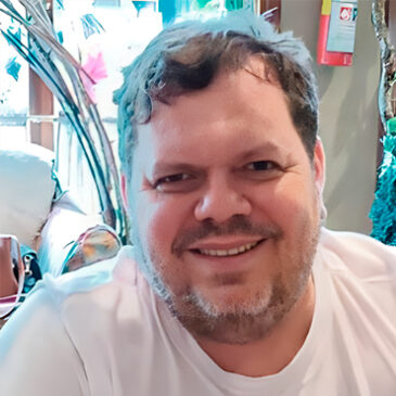 Dr. Paulo Roberto Novaes De Castro