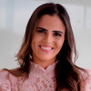 Dra. Cintia Almeida Botelho Bravin