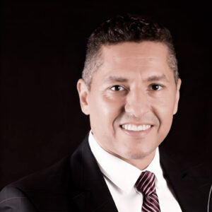 Dr. Enio Moreira Bernardo