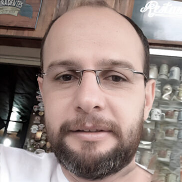 Dr. Fabrício Guimarães Santos Resende