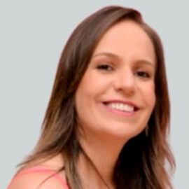 Dra. Thais Pereira Moreira