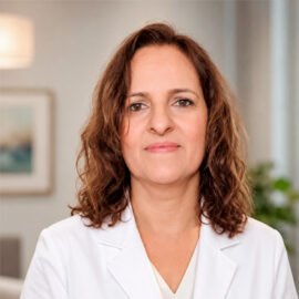 Dra. Flavia Elisa Pedrosa